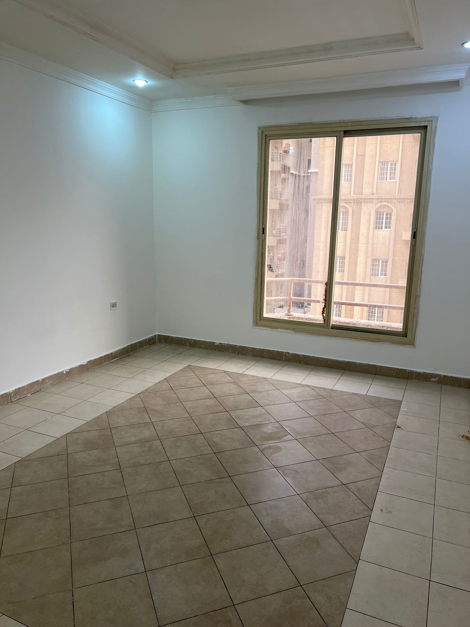 1 BHK Flat Availabe in Fahaheel