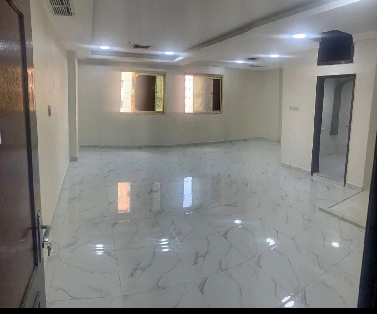 Apartment for rent and large studio in Salmiya